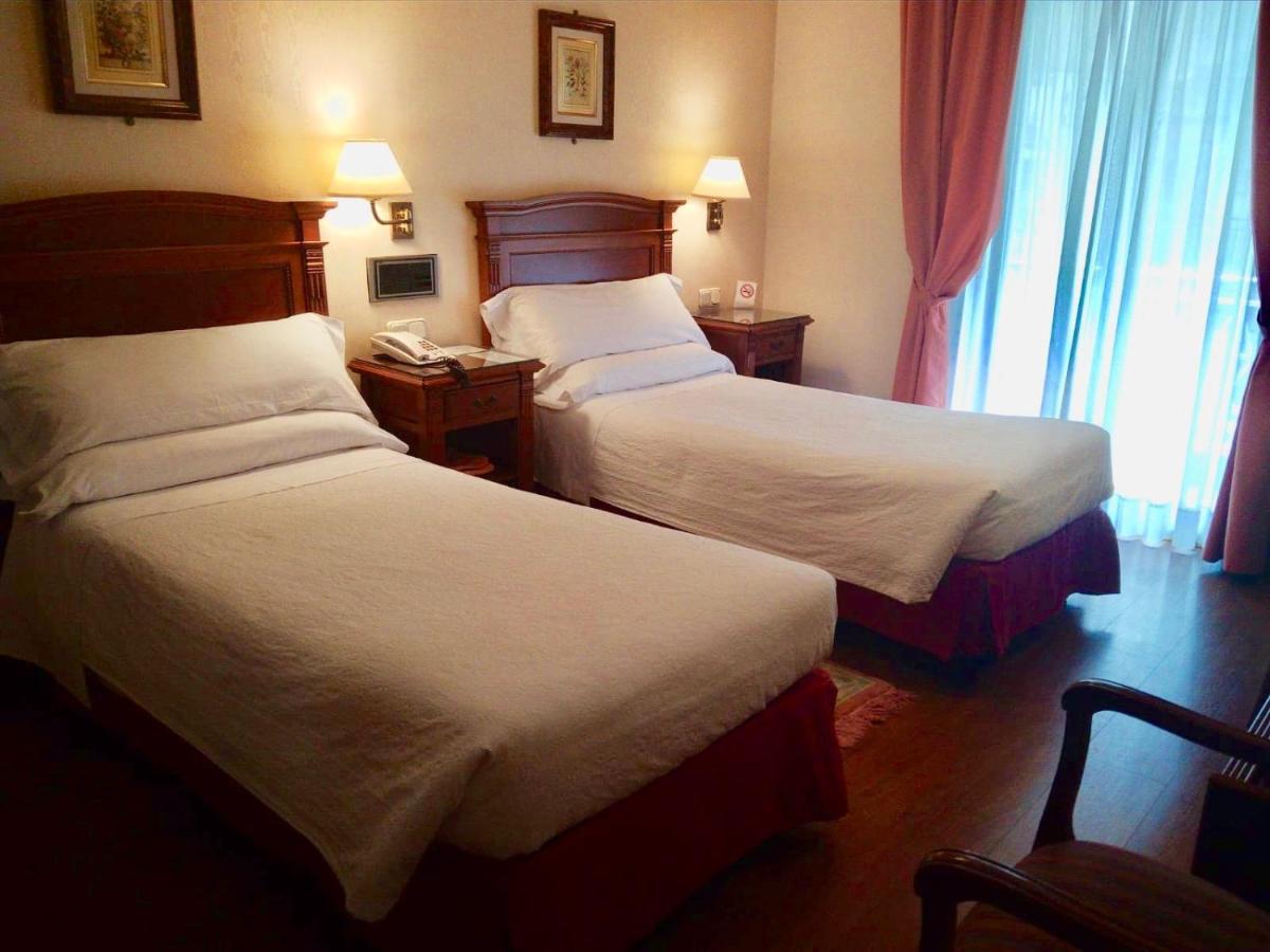Hostal Bahia — Foto 1
